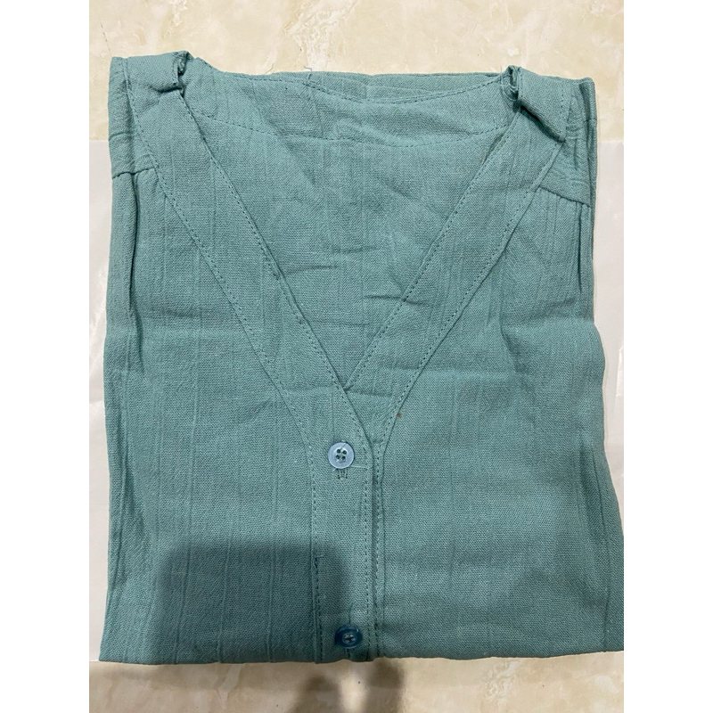 Jual CLOPY BLOUSE LINEN CRINKLE | Shopee Indonesia