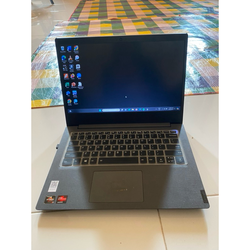 Jual Laptop Lenovo V14 ADA 82C6 Gaming Design Ram 8GB SSD 256 GB AMD ...