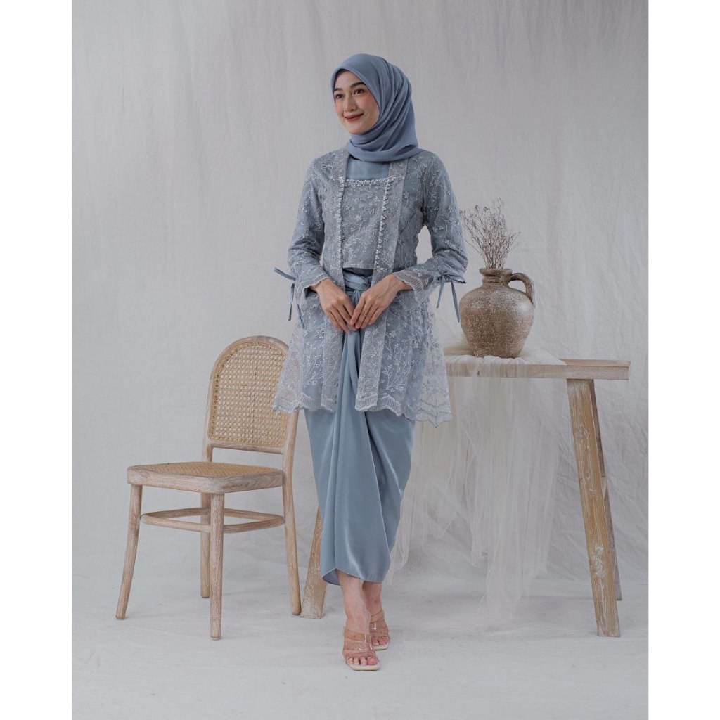 Jual Satu Set Nadhifa Rhasmi Kutubaru One Set Inner Outer Kebaya Wisuda ...