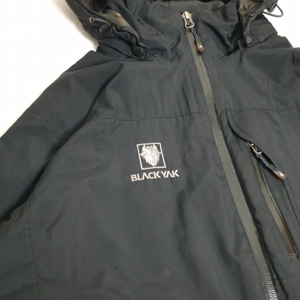 Jual Jacket Outdoor Jaket Blackyak Gore-tex Paclite Shell Goretex Black ...