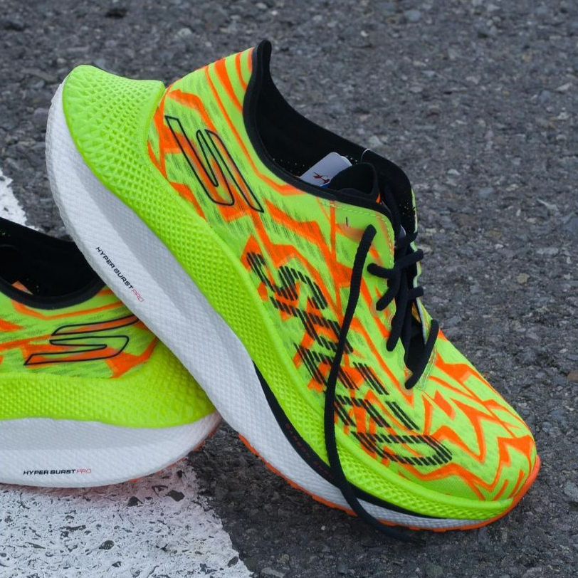 Jual Sepatu Running Skechers Go Run Speed Beast Men 246062 GROR