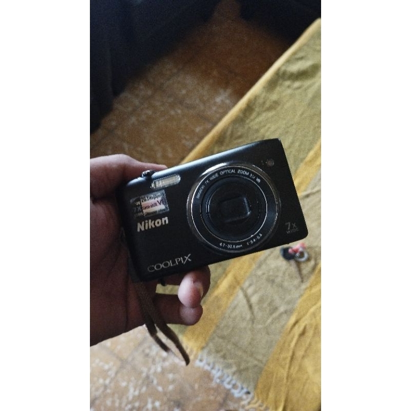 Appareil Photo Compact Nikon Coolpix S3500 – Rouge – Occasion