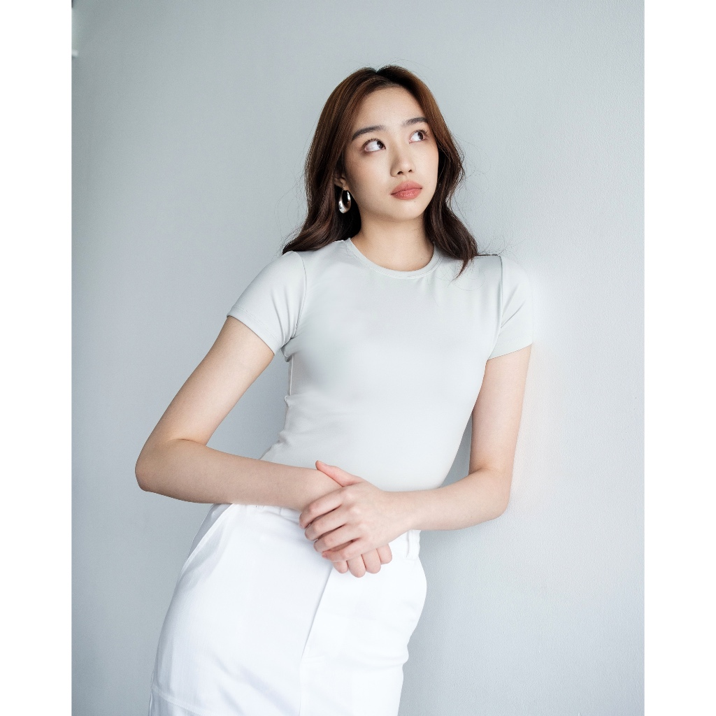 Jual ANAIN - Contour T-shirt | Shopee Indonesia