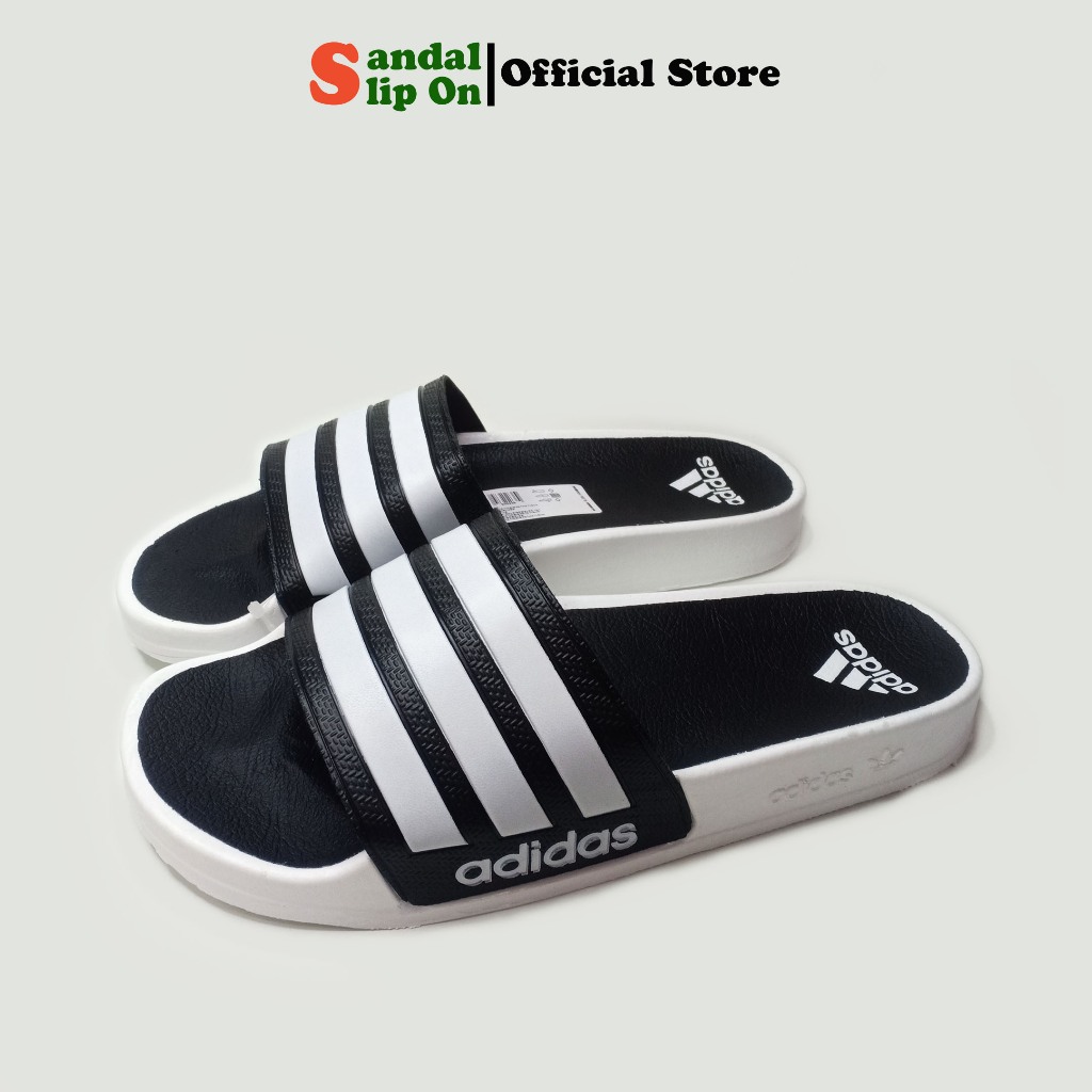 Sandal selop slide Casual Adidas pria wanita tipe selop warna Putih Insol  hitam motif garis Hitam