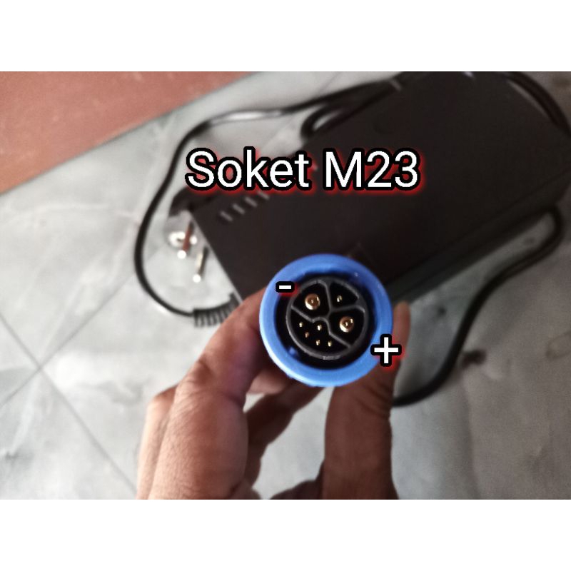 Jual Charger Gesits Fox R low Watt 72V 2A | Shopee Indonesia