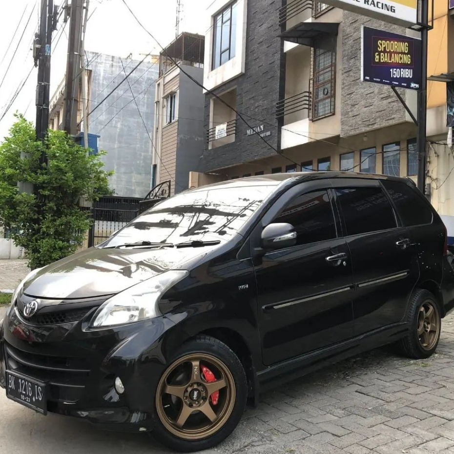 Jual velg hsr kailolo r15 baut 4x100 lebar 6,5 bisa untuk brio agya ...