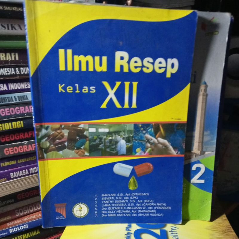 Jual BUKU ILMU RESEP UNTUK SMK FARMASI KELAS XII/12/3 | Shopee Indonesia