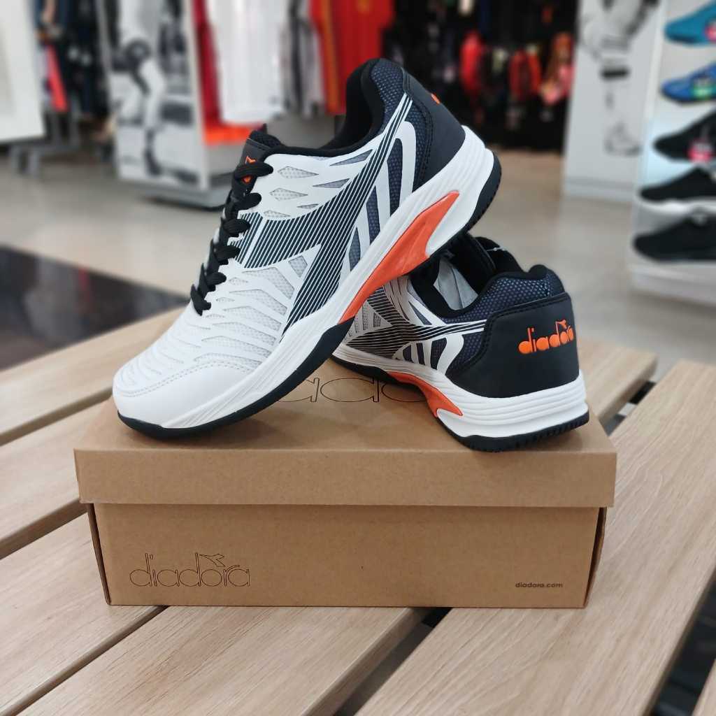 Sepatu tenis diadora original online