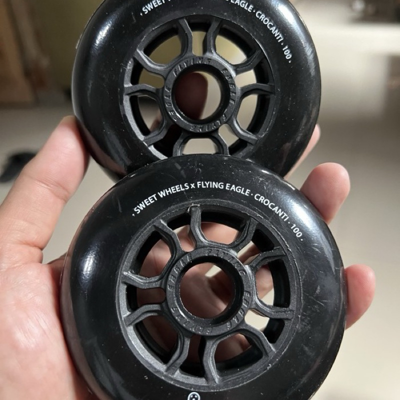 Jual ban sepatu roda flying eagle 100mm 85a | Shopee Indonesia