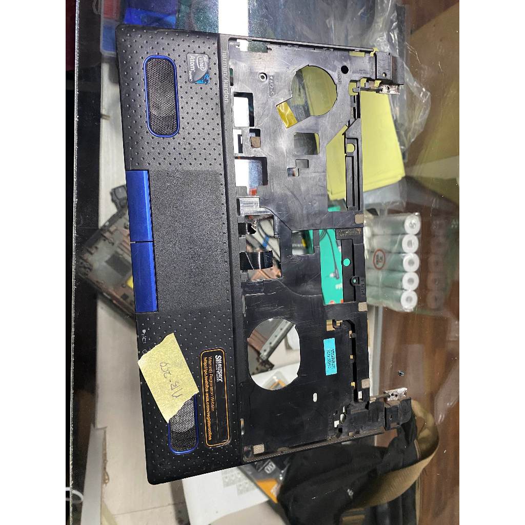 Jual Casing Frame Keyboard palmrest laptop Notebook Toshiba NB520 ...