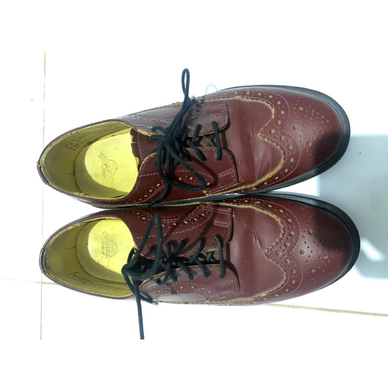 Jual dr martens original second bekas / docmart wingtip brogues red ...