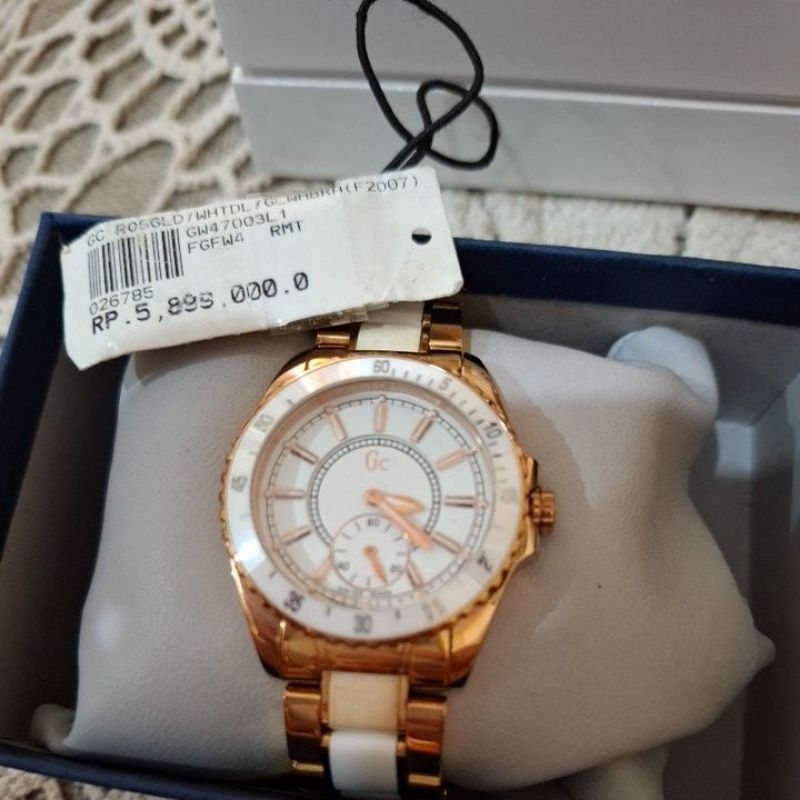 Jual Jam GC*Gues* Collection White Ceramic Rose Gold IP X47003L VGC ...