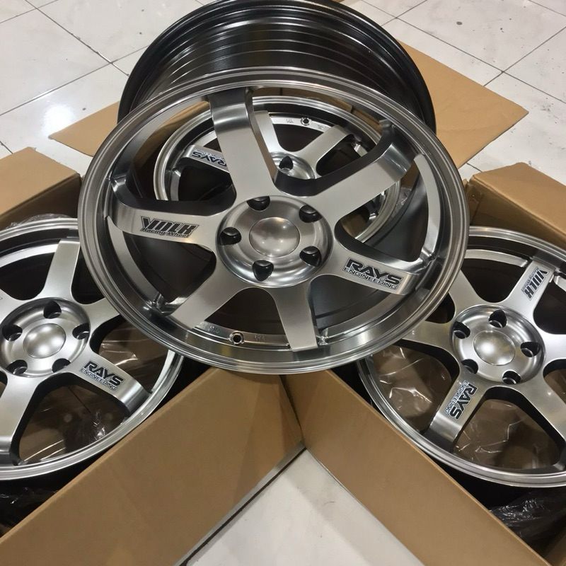 Jual Velg TE37 Hyper Black R17 Innova 2kd HRV BRV Civic Fd Civic Type R ...