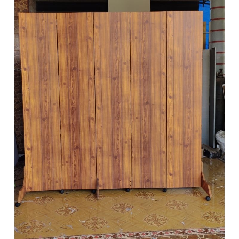 Jual penambahan roda partisi sekat | Shopee Indonesia