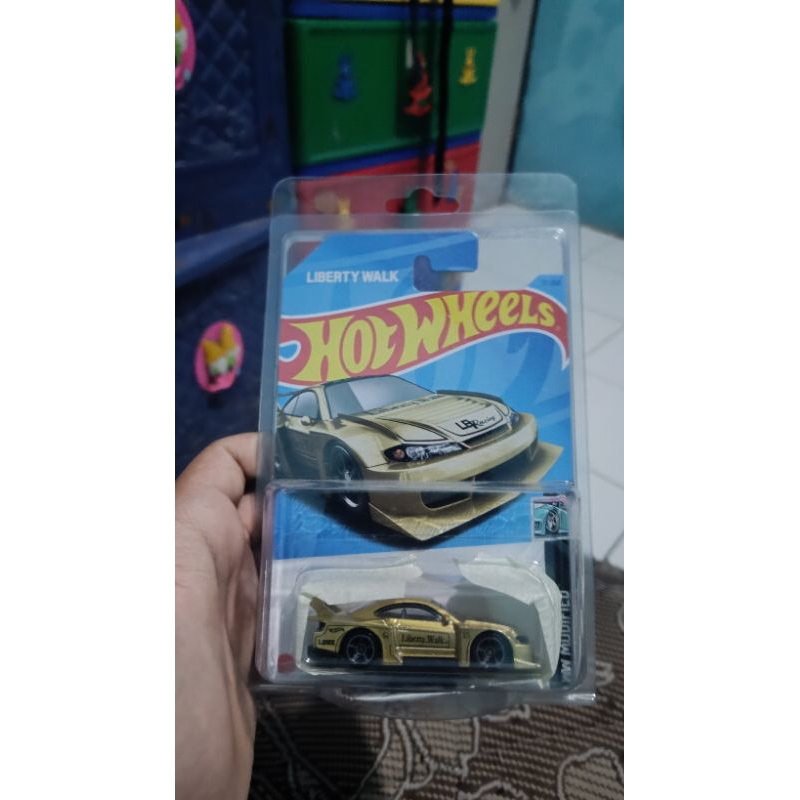 Jual hot wheels nissan silvia s15 LBWK japan card | Shopee Indonesia