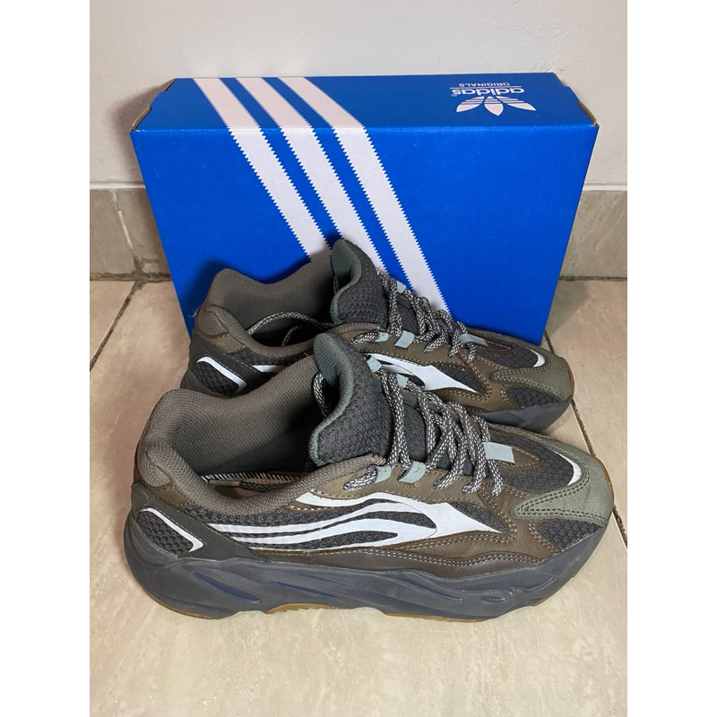 Jual Adidas Yeezy 700 V2 Geode size 41 3 26cm UK 7 5 US 8 Shopee Indonesia
