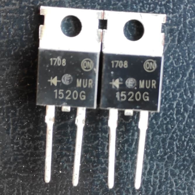 10 Pezzi Diodi MUR1520 TO220-2 – 200V 15A, MUR1520CT, U1520 Per Elettronica Di Potenza