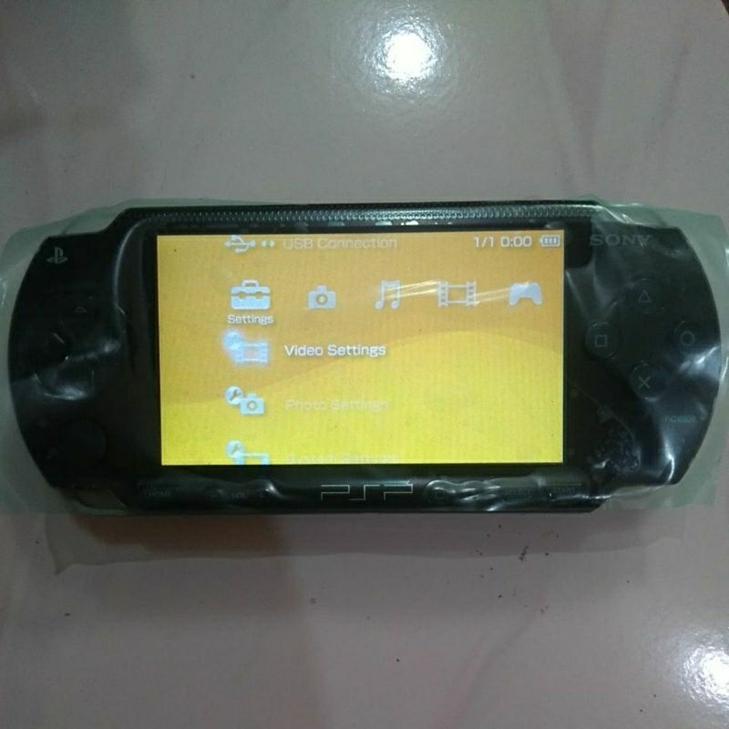 Jual SONY PLAYSTATION PORTABLE 100X FAT PSP 100X FAT FREE 32GB GAME ...