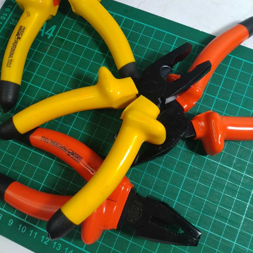 Jual FREED 6
