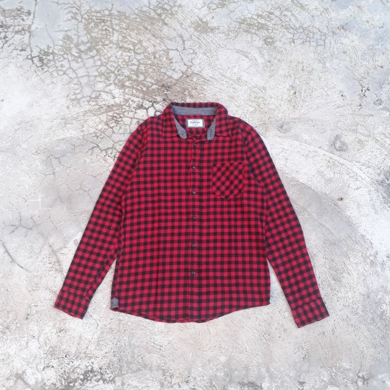 Jual kemeja flanel double focus ( second/bekas ) | Shopee Indonesia