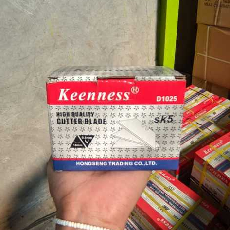 Jual isi cutter segitiga/ isi cutter lipat tajam dan kuat 10 lembar ...