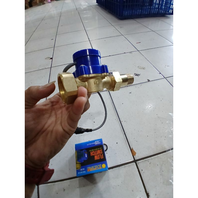 Jual Saklar Otomatis Pompa Air 3/4inch ke 1/2 Inch Tora Switch Float ...