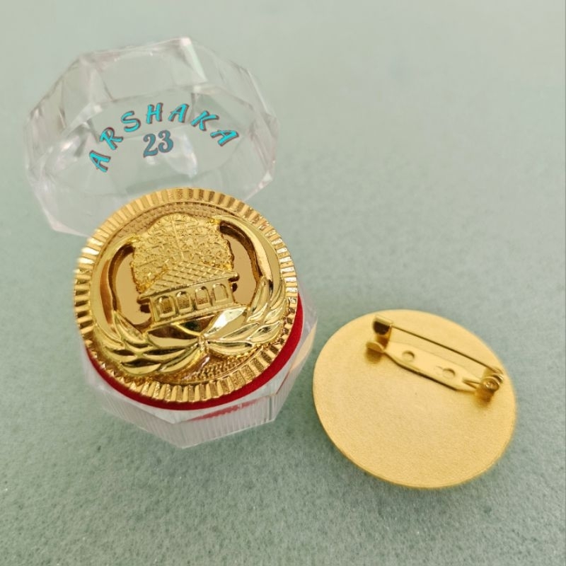 Jual Pin Korpri ASN Gerigi Bulat Timbul Premium Plus Box Pin | Shopee ...