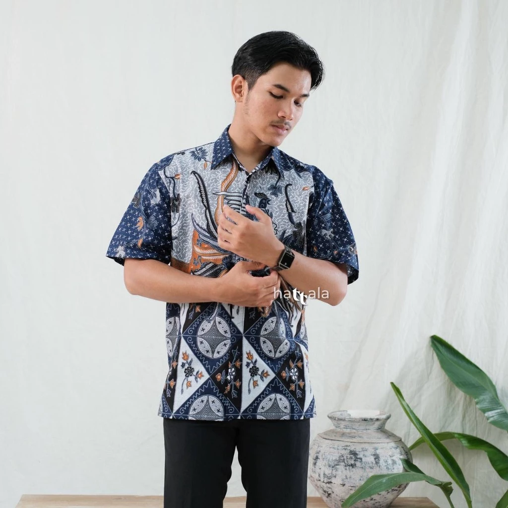 Gambar 4 Atasan Batik Wanita Katun Asli Adem – Baju Batik Kerja Casual Lengan 3/4 Ayam Series