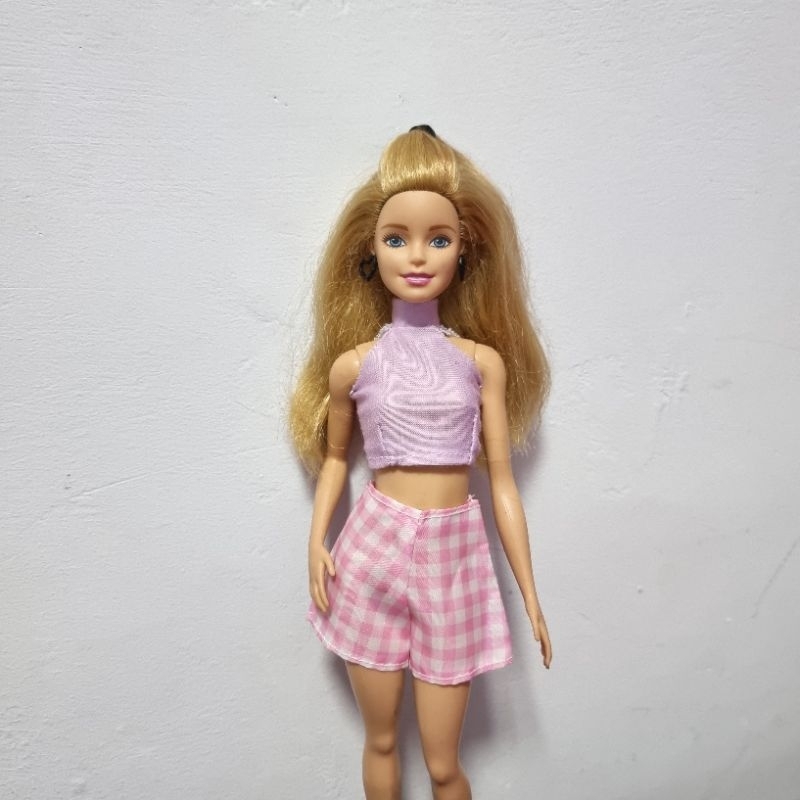 Barbie Model Muse Relookée OOAK - 2 Tenues Incluses - Poupée Mattel Indonésie