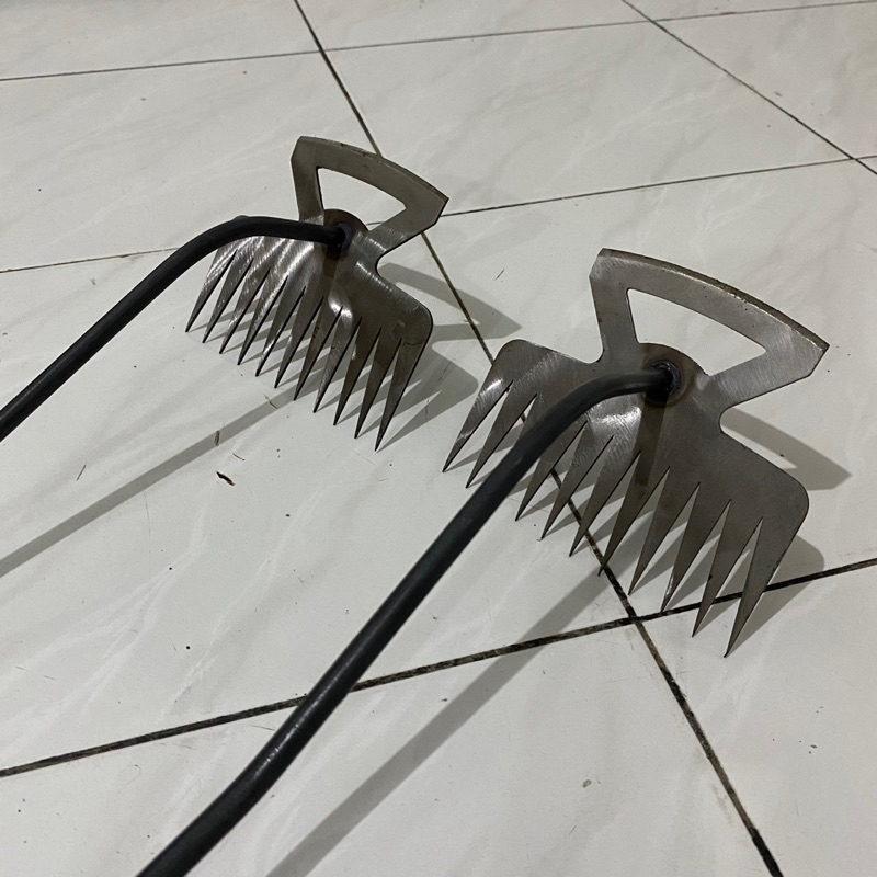 Jual (1 PCS) Alat Garuk Pencabut rumput liar Gulma 11 Garpu - Cangkul ...