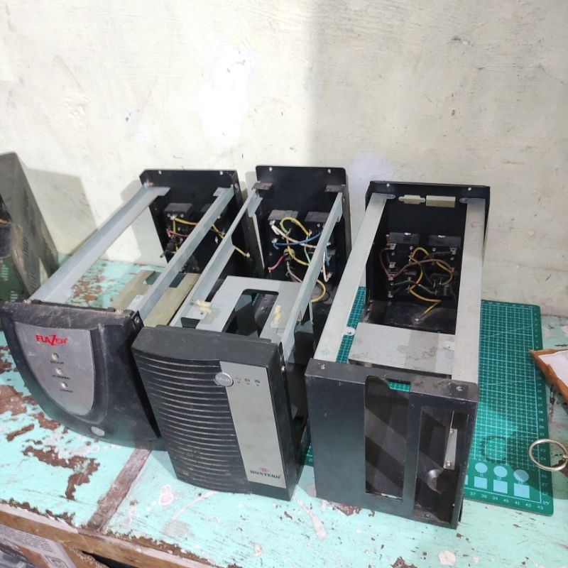 Jual BOX KESING UPS 1200VA BODY PLAT BESI KESING UPS KAPSITAS 2 AKI ...