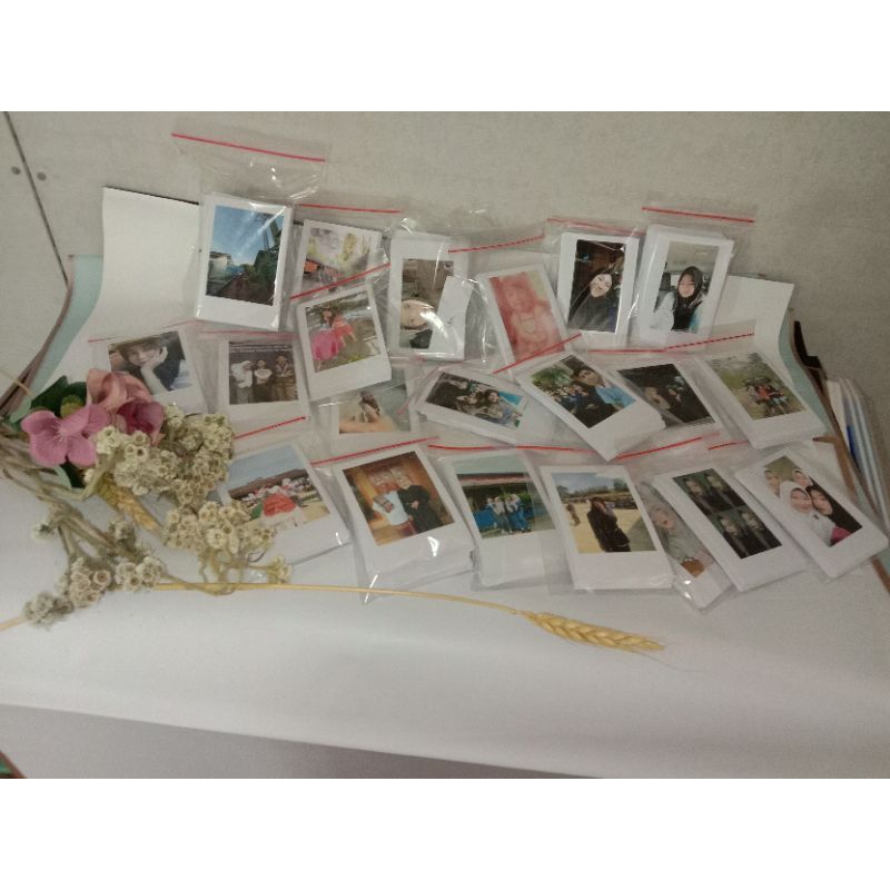 Jual cetak foto polaroid ukuran 2R | Shopee Indonesia