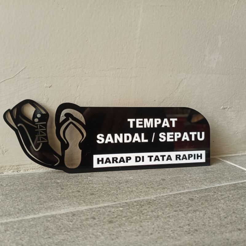 Jual Sign tempat sepatu dan sandal akrilik | Shopee Indonesia