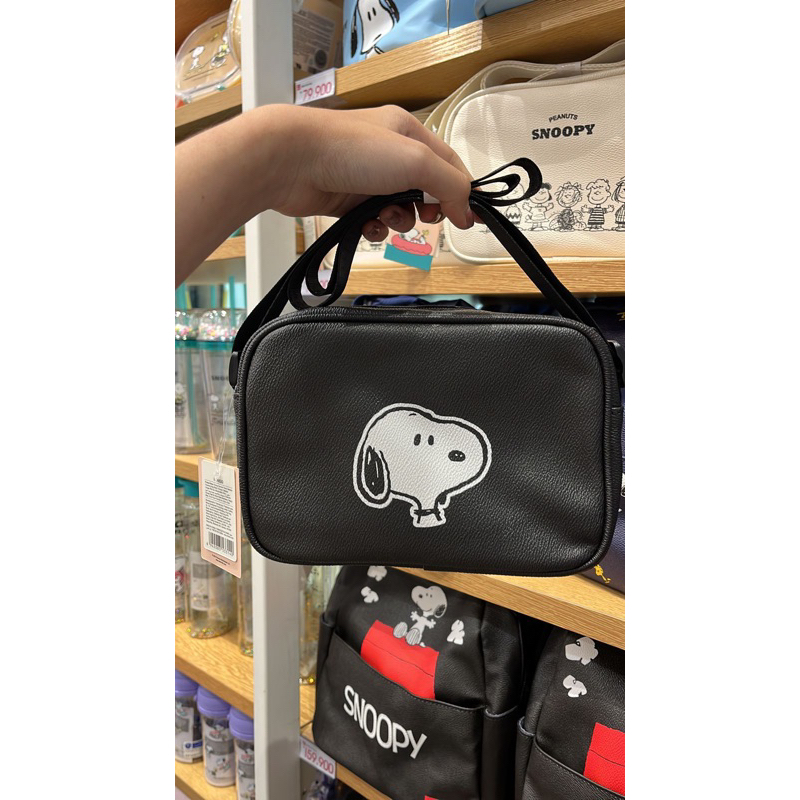 Jual MINISO SNOOPY PEANUTS CROSSBODY BAG TAS SELEMPANG BLACK WHITE ...
