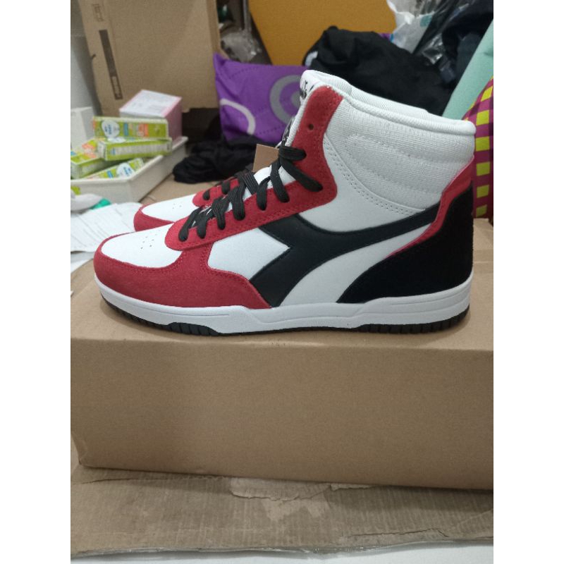 Jual sepatu diadora Shopee Indonesia