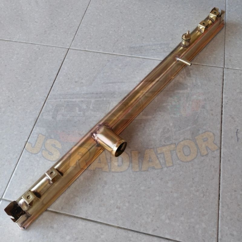 Jual uppertank radiator Inova solar/fortuner | Shopee Indonesia
