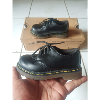 Jual sepatu dr 2025 martens original second