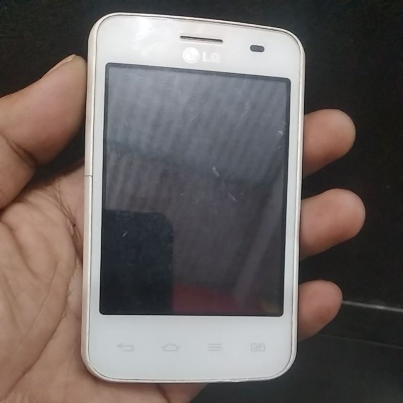 Jual LG E435 matot | Shopee Indonesia