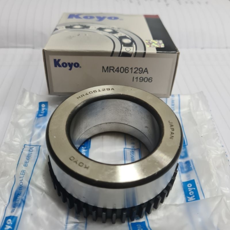 GM Genuine Parts 90490871 Manual Transmission Output Shaft Bearing - OEM Replacement