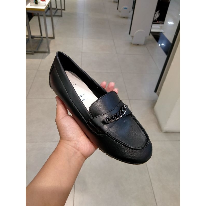 Harga flat shoes di payless outlet