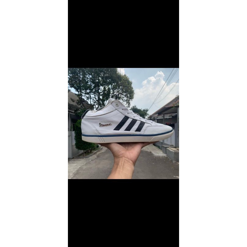 Jual sepatu adidas vespa original original Harga Terbaik