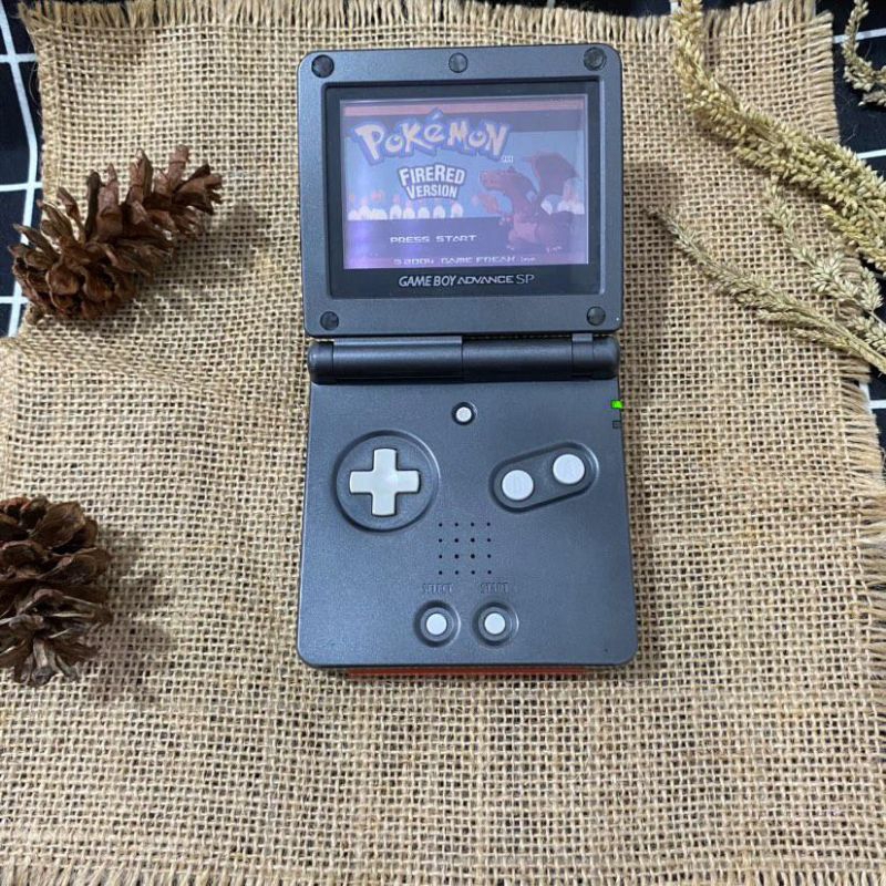 Jual Gameboy SP 001 Warna Random mulus | Shopee Indonesia