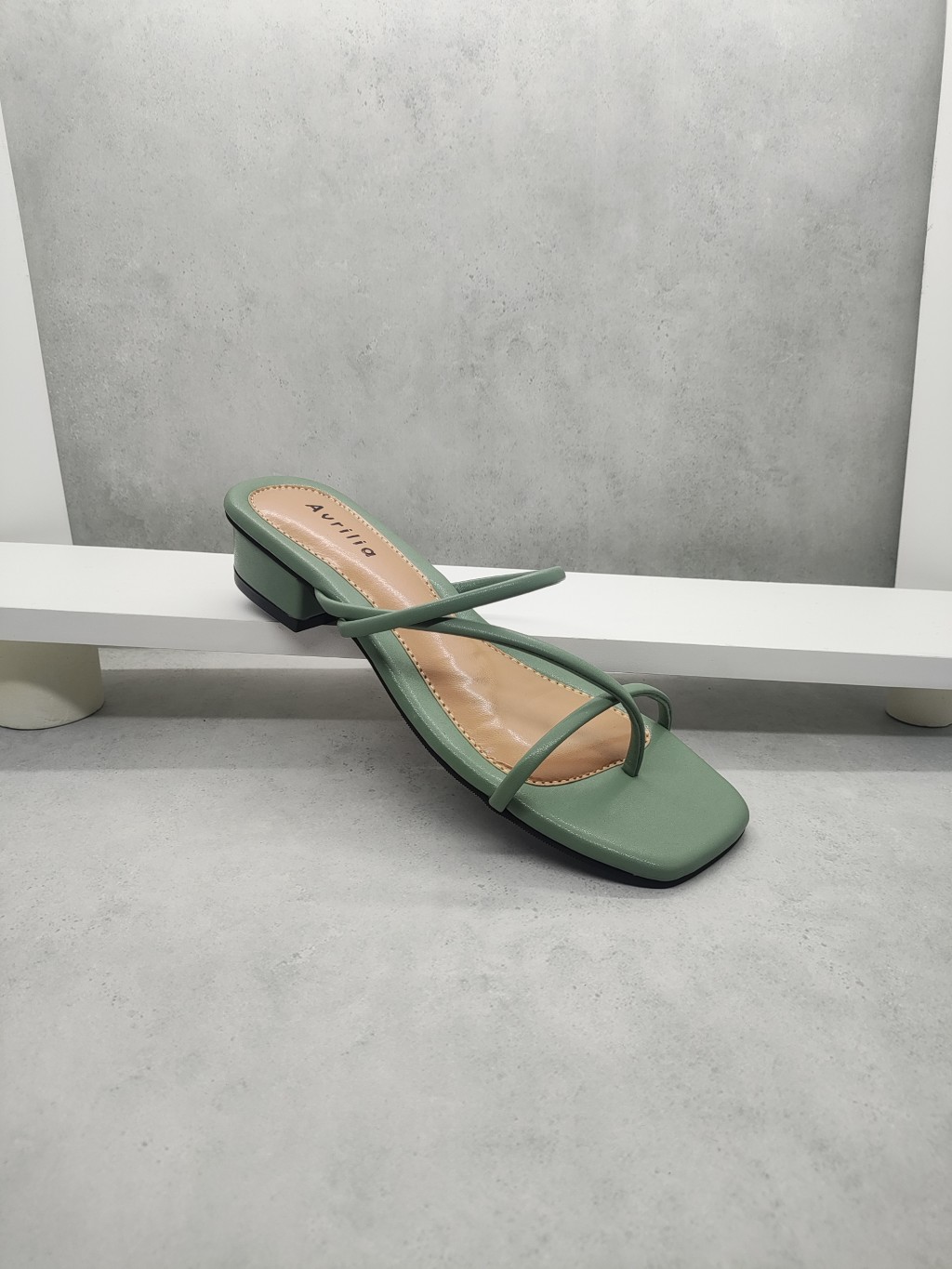Jual Avrilia Yabella Sandal Wanita Heels 3cm | Shopee Indonesia