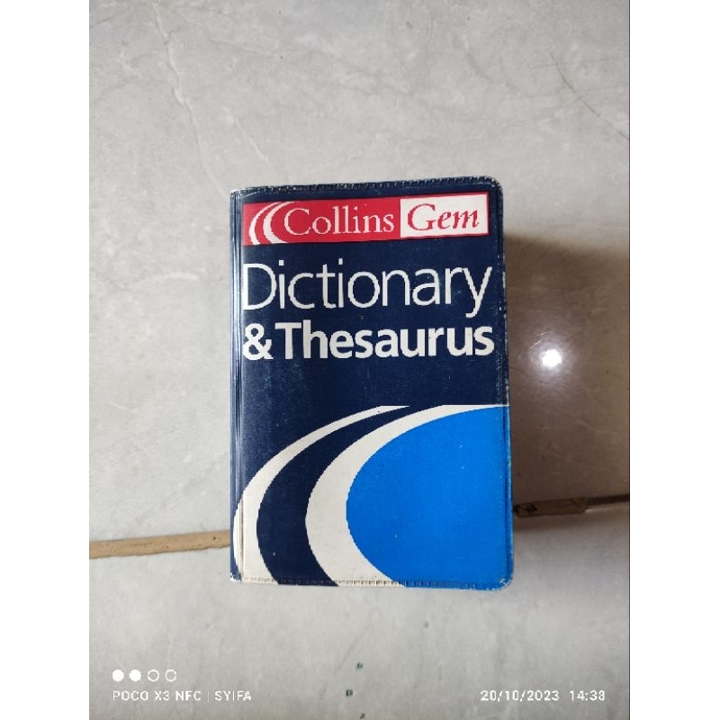 Jual buku collins gem dictionary & thesaurus Shopee Indonesia