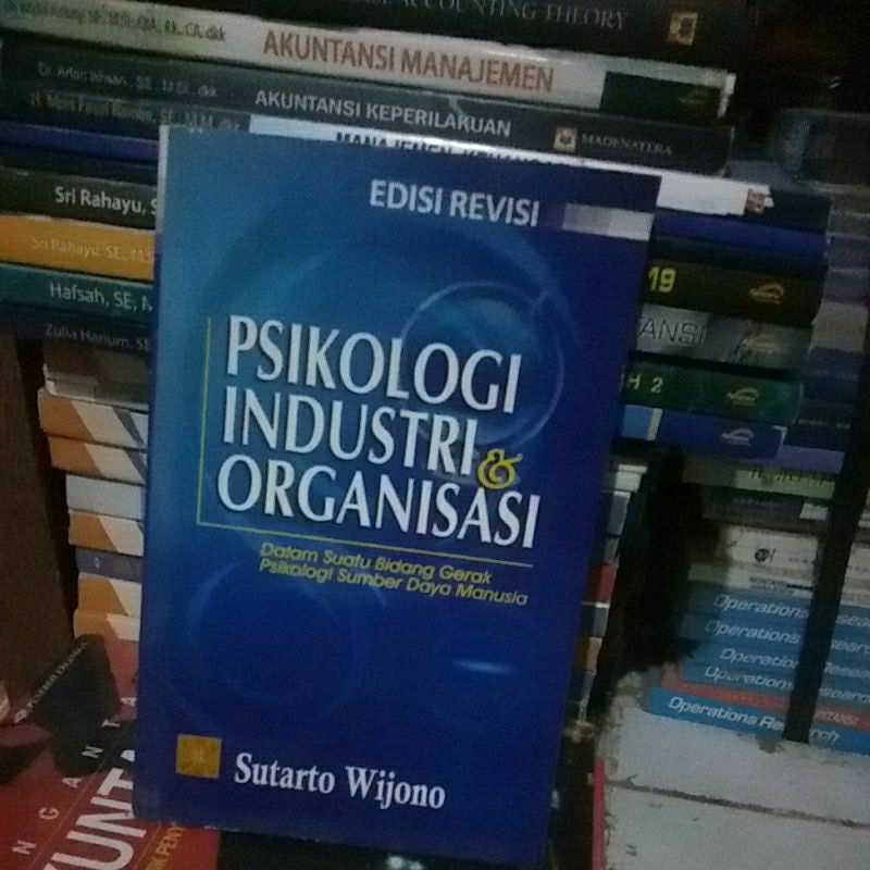 Jual Buku Psikologi Industri Dan Organisasi Edisi Revisi Penerbit ...