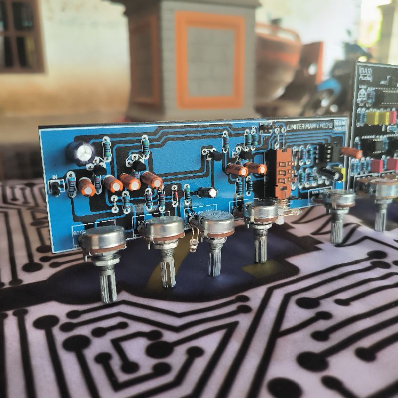 Jual Kit Crossover Aktif 2Way + Compressor Limiter (Pengaman Dari