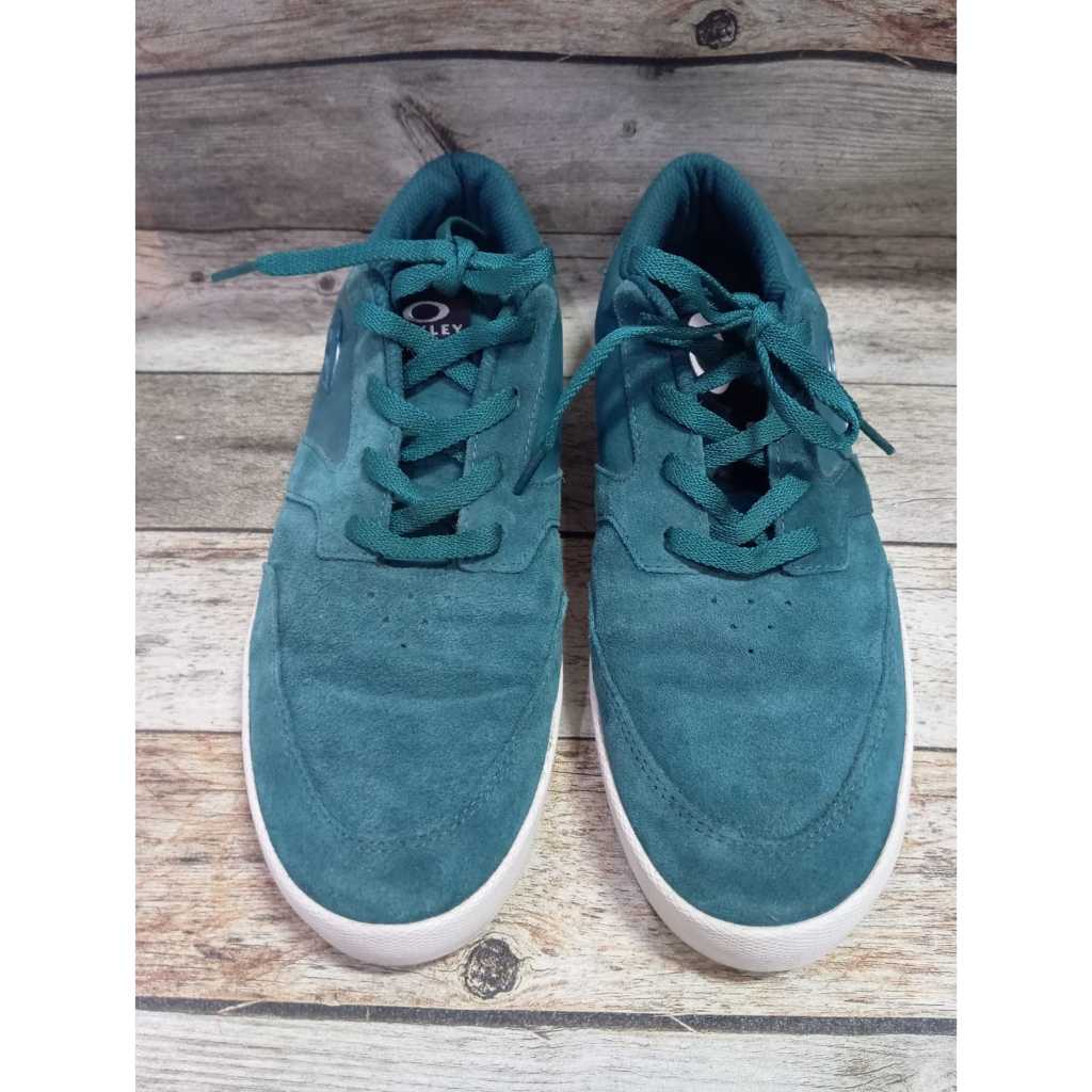 Jual Oakley Mens Sueded Lighthouse 13550 9PE Green Casual Sneakers Shopee Indonesia