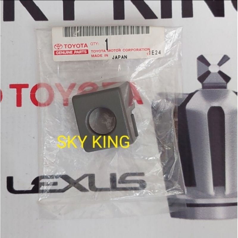 Covercraft DashMat Custom Dash Cover for 1998-2002 Lexus