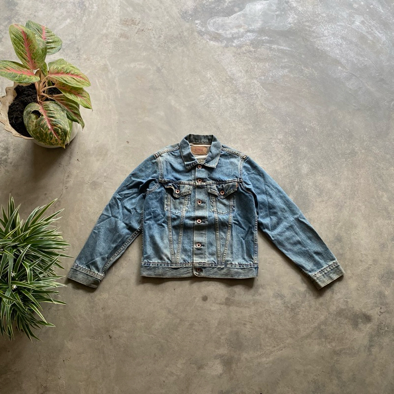 Jual EDWIN TYPE 3 DENIM SELVEDGE JACKET | Shopee Indonesia