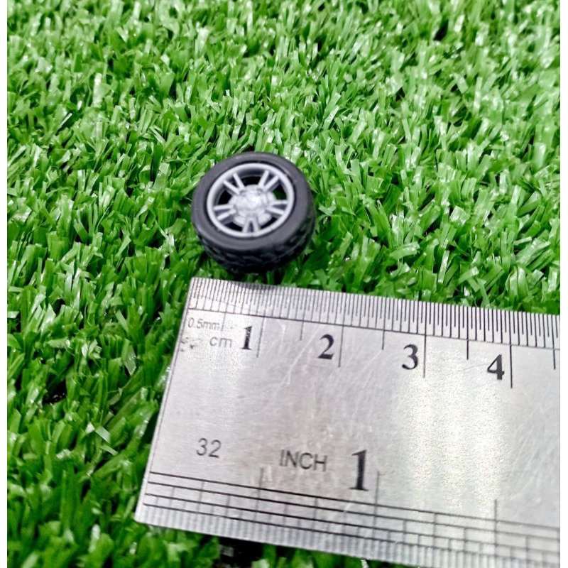 Jual Roda mobil mainan uk.1,5 isi 50pcs | Shopee Indonesia